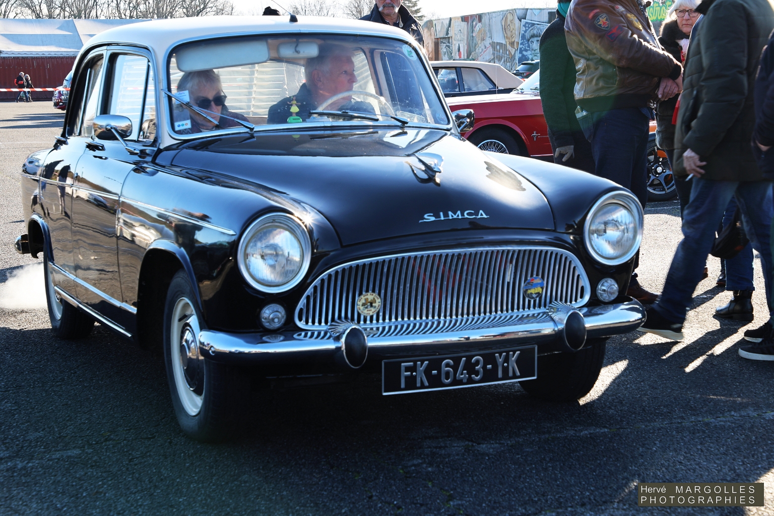 Simca Aronde-02.jpg